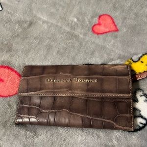 Dooney & Bourke wallet❤️